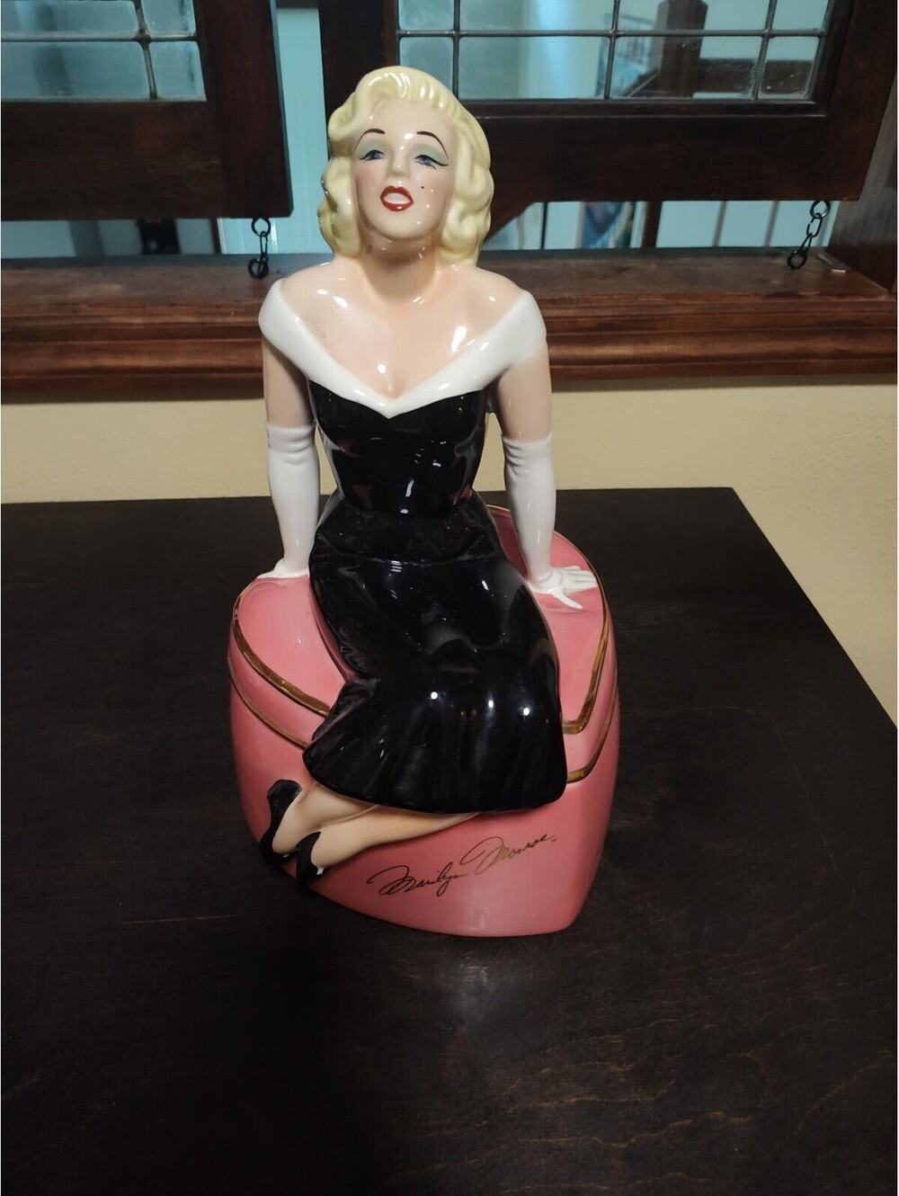 Vintage 1997 Clay Art Marilyn Monroe Cookie Jar Pink Heart Black Dress 13.5"